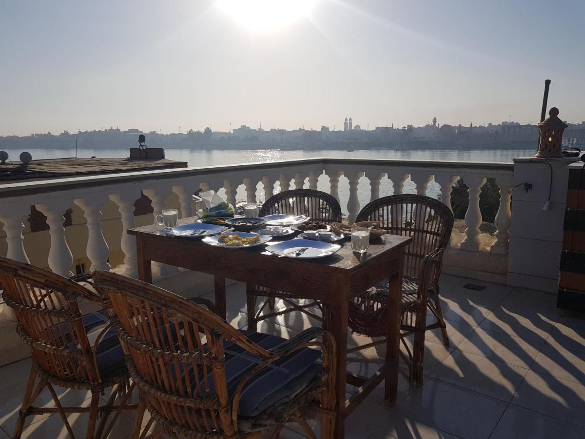Ferienwohnung Nile Sunrise Flats Luxor Exterior foto