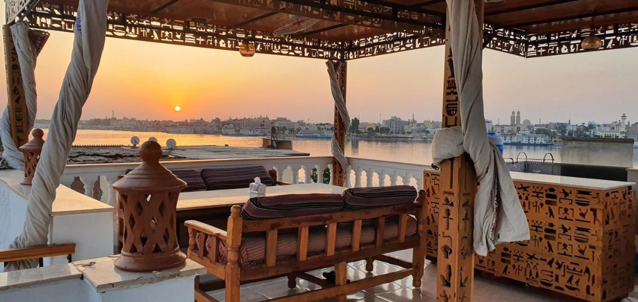 Ferienwohnung Nile Sunrise Flats Luxor Exterior foto