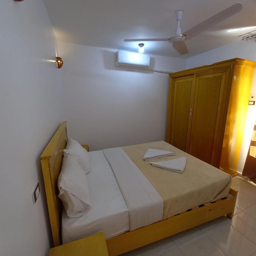 Ferienwohnung Nile Sunrise Flats Luxor Exterior foto