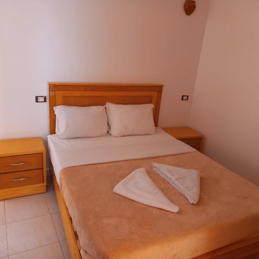 Ferienwohnung Nile Sunrise Flats Luxor Exterior foto