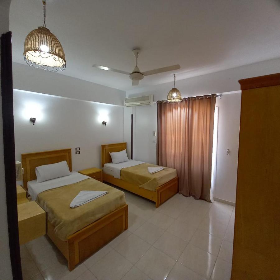 Ferienwohnung Nile Sunrise Flats Luxor Exterior foto