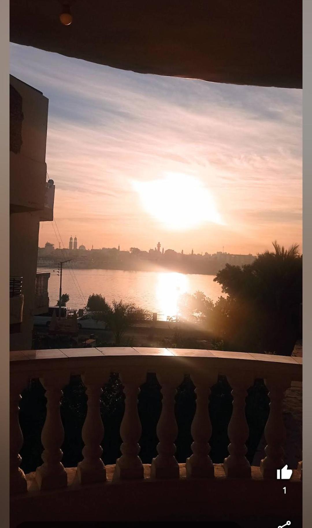 Ferienwohnung Nile Sunrise Flats Luxor Exterior foto