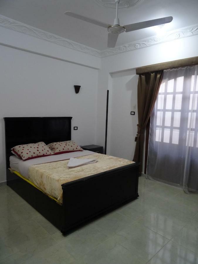 Ferienwohnung Nile Sunrise Flats Luxor Exterior foto