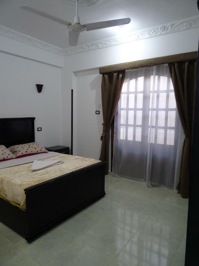 Ferienwohnung Nile Sunrise Flats Luxor Exterior foto
