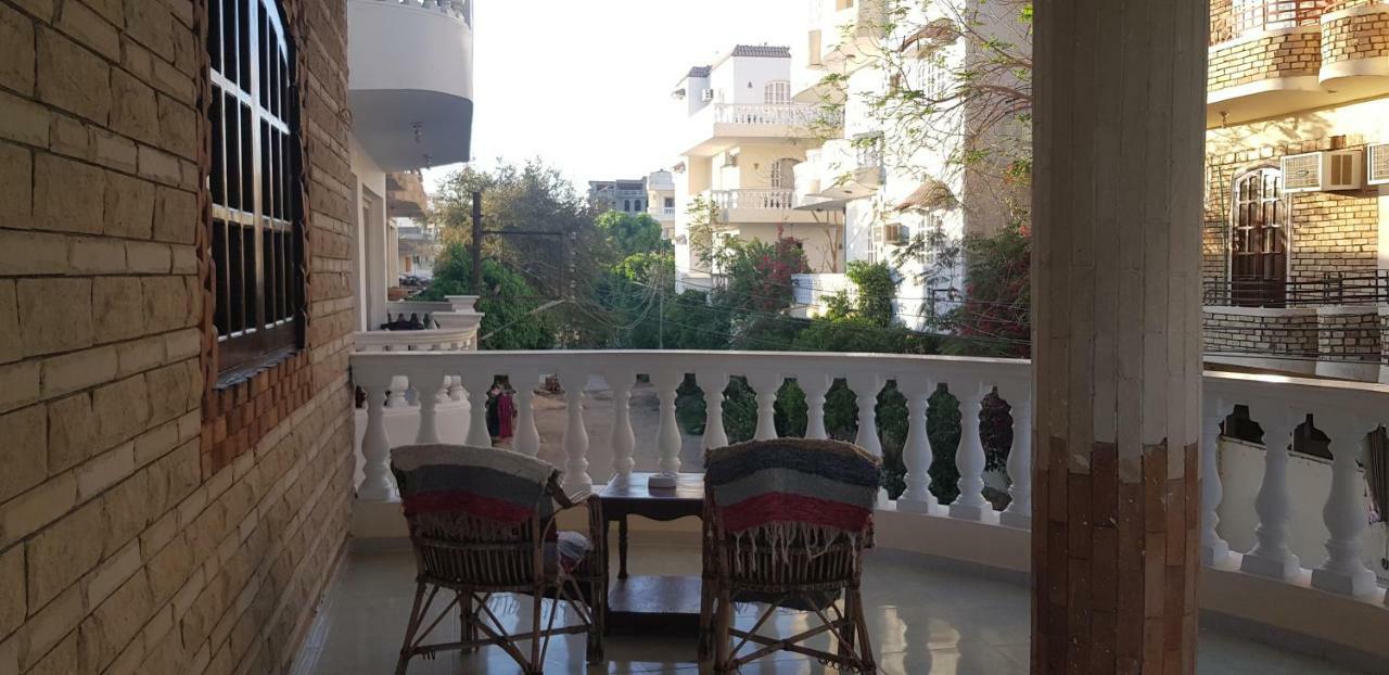 Ferienwohnung Nile Sunrise Flats Luxor Exterior foto