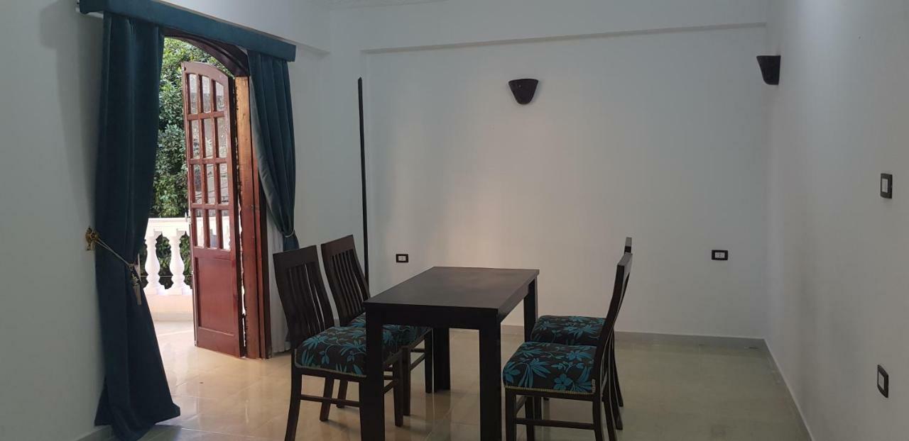 Ferienwohnung Nile Sunrise Flats Luxor Exterior foto