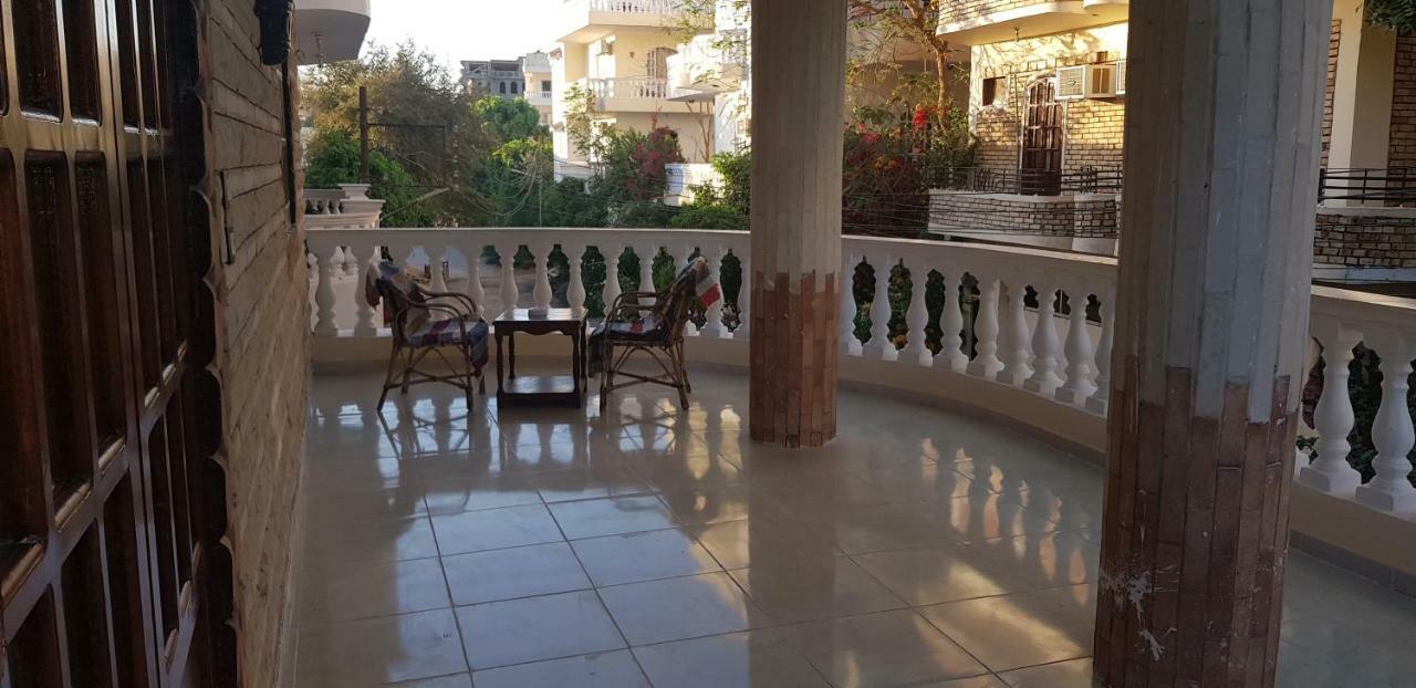 Ferienwohnung Nile Sunrise Flats Luxor Exterior foto
