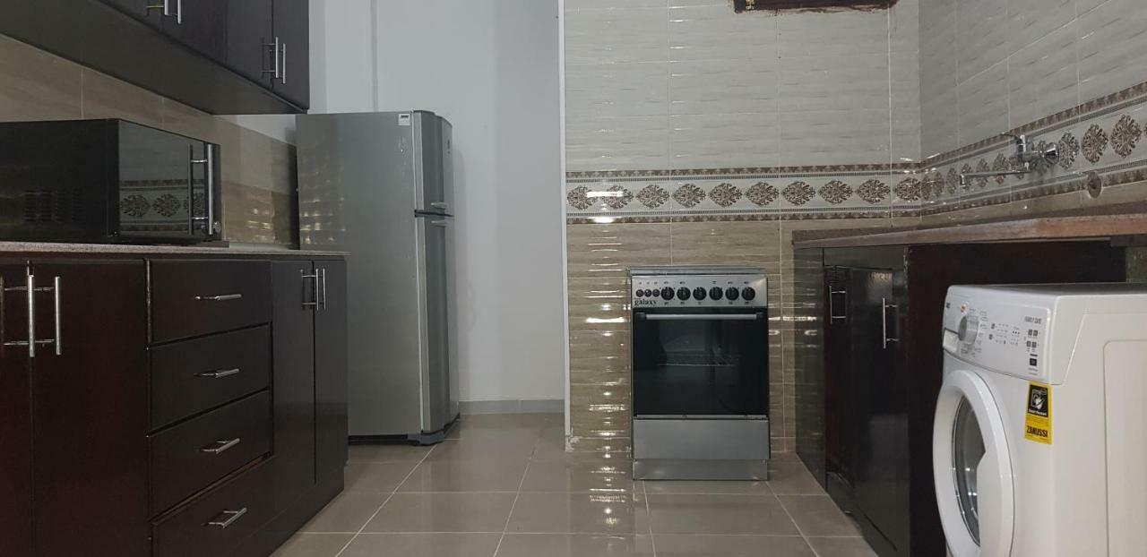 Ferienwohnung Nile Sunrise Flats Luxor Exterior foto