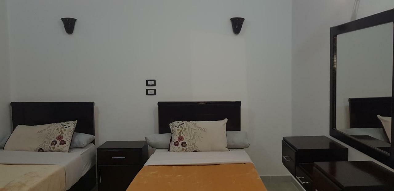 Ferienwohnung Nile Sunrise Flats Luxor Exterior foto