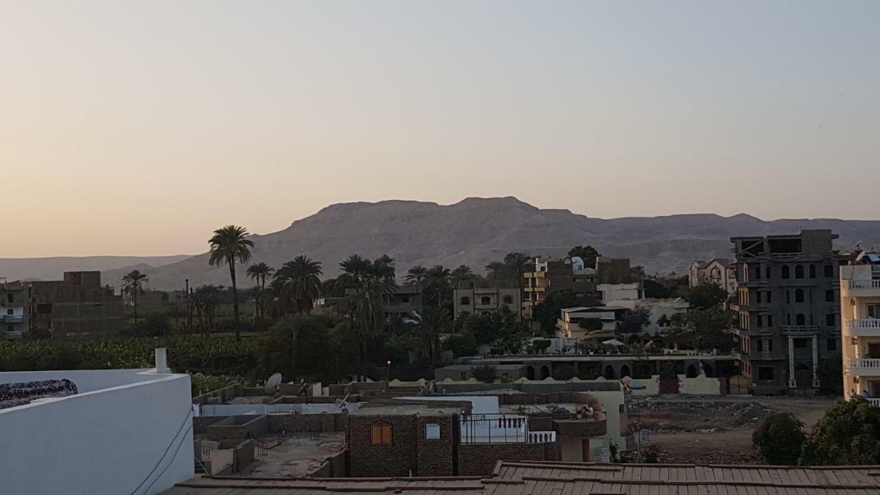 Ferienwohnung Nile Sunrise Flats Luxor Exterior foto